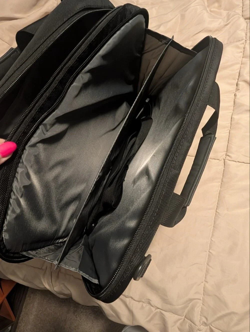 NWOT Targus Black Laptop Briefcase with Front Organizer Pocket